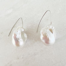 Load image into Gallery viewer, FLORENCE PEARL EARRINGS

